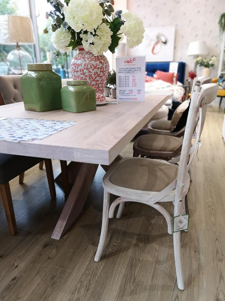 Castleline Oak Dining Table with Wooden Legs