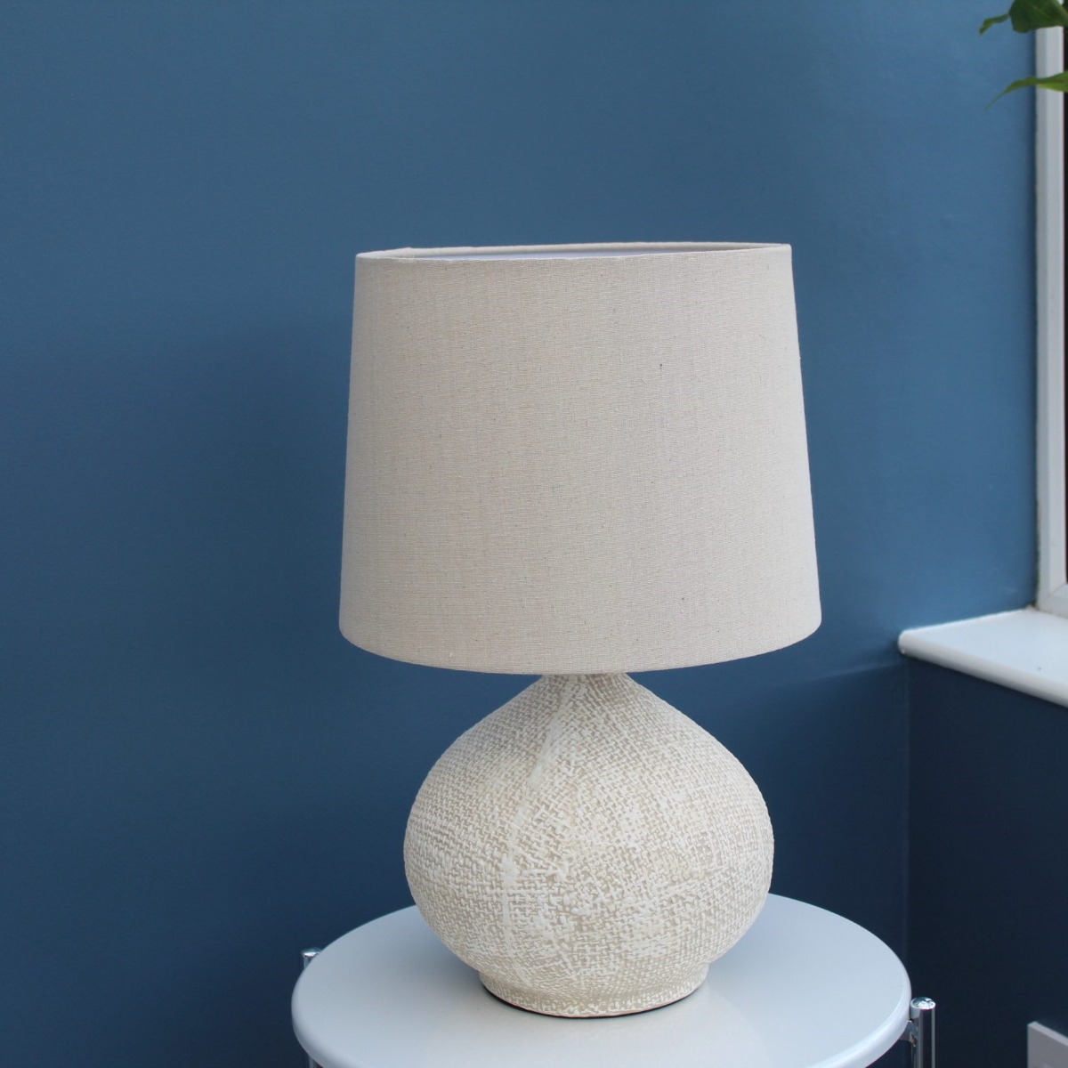 Woven Pattern Round Ceramic Beige Table Lamp